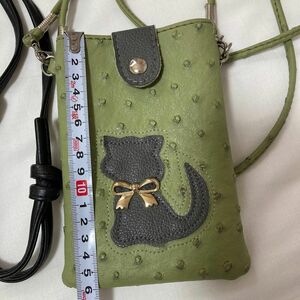 【クーポン使用価格】スマホ　ショルダー　ホルダー　ポシェット　猫　キャット　