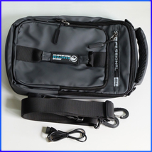 ボディバッグ ショルダーバッグ リュックサック バック 鞄 ワンショルダー 斜め掛け メンズ レディース USB ブラック グレー ナイロン 軽量_画像8