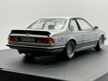 BMWディーラー特注 ミニチャンプス 1/43 BMW635　CSI　シルバー_画像3