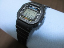 送料無料！！　G-SHOCK DIGITAL 5600 SERIES （ブラック）電池切れ　ジャンク品_画像2