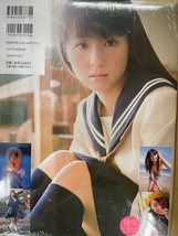 未開封写真集/9784054037755/里奈色4~seasons~: 小池里奈写真集 2009/1/1 _画像2