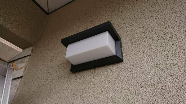 LEDポーチライト　壁掛け式　玄関　廊下　照明