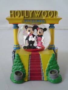 ro Disney California adventure park Mini snow dome [ Mickey & minnie ] Hollywood red carpet 