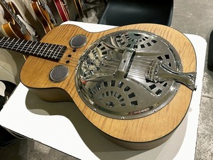 Epiphone Hound Dog Deluxe Round Neck Dobro Dobro Guitar Resonator Beauty Good Good Outsulable Price!