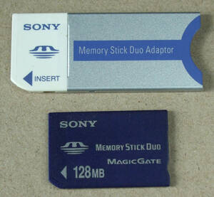 送料無料 SONY ソニー 純正 MEMORY STICK メモリースティック Duo 128MB MSH-M128 アダプタ付き MSAC-M2 日本製 MADE IN JAPAN 即決！