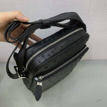新品 ダチョウ革 オーストリッチレザー ショルダーバッグ 本物保証 斜め掛けバッグ メンズバッグ ビジネス鞄 黒 １点_画像6