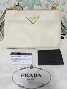 PRADA ショルダーバッグ 1BH046　斜めがけ　ダブルファスナー 白 プラダ 