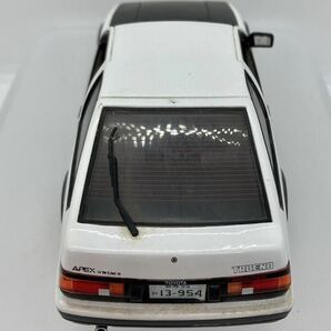 ホットワークス 1/24 TOYOTA SPRINTER TRUENO AE86 1983 藤原拓海仕様 ジャンク / 頭文字D ミニカー ジャンク 1円〜の画像3