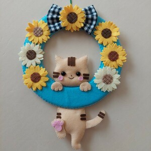 ハンドメイド　フェルト　ひまわり　ぶらさがり猫ちゃん　リース