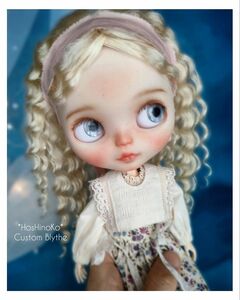 カスタムブライス HosHinoKo Custom Blythe モヘアウィッグ アウトフィット付き