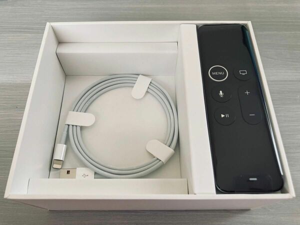 【正規品｜未使用】Apple TV HDのリモコン＋ライトニングケーブル