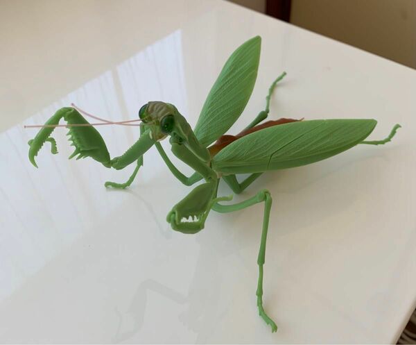 カマキリ　カプセルトイ　ガチャガチャ　バンダイ