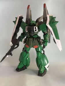 1/100 MG ZGMF-1000 ブレイズザクファントム　塗装完成品