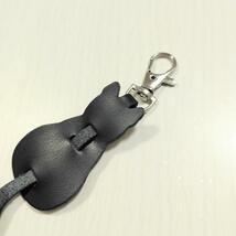 猫 チャーム キーホルダー ブラック 黒 ねこ 本革 鍵 バッグ ストラップ NTYhm 定形外_画像4
