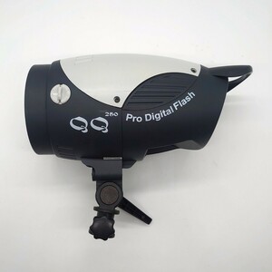 QQ 250 Pro Digital Flash プロ デジタル ストロボ フラッシュ カメラ スタジオ アクセサリー 撮影 発光 照明 本体 ジャンク tp-24x476