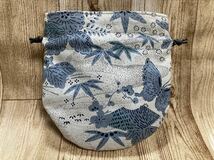 巾着袋 巾着　植物　蝶　和柄　丸底　ハンドメイド ミニ巾着 drawstring bag Japanese pattern handcrafted _画像3