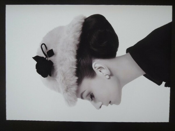 A4 額付き ポスター オードリーヘップバーン Audrey Hepburn キレイ 額装済み フォトフレーム 