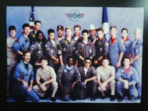 A4 額付き ポスター トップガン 1986 集合写真 アメリカ 海軍 TOP GUN トムクルーズ バルキルマー USA 額装済み フォトフレーム 