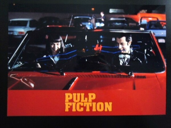 A4 額付き ポスター Pulp Fiction 1994 パルプフィクション 映画 シボレー マリブ アメ車 オープンカー 赤 