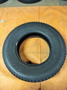 【NR0508】BRIDGESTONE BLIZZAK VL1 195/80R15 107/105L LT スタッドレスタイヤ1本のみ