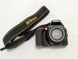 ニコン　Nikon DIGITAL CAMERA D5600 デジタルカメラ　ジャンク品　現状販売
