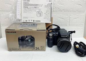 【8305 0531】中古品！FUJIFILM S3200 デジタルカメラ　富士フイルム　ブラック　箱あり