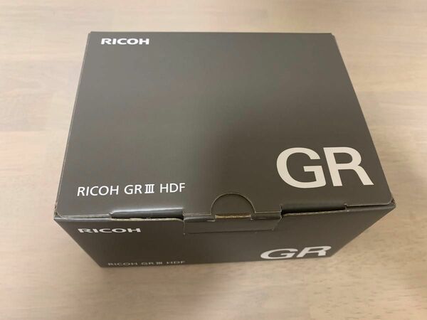 【24時間以内発送】RICOHリコー GR III HDF 特別モデル　デジタルカメラ　新品未使用