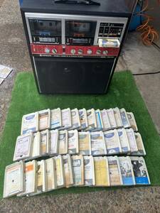 ★HITACHI カセットレコーダー 8トラックテーププレーヤー TRQ-110K 1982年製 動作確認済品日立 100V レトロ 大型ラジカセ中古品テープ38枚