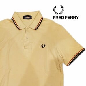 FRED PERRY　ポロシャツ　半袖