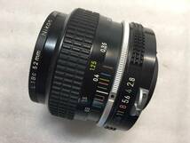  ■ニコン Nikon カメラレンズ NIKKOR 35mm F2.8 一眼レフ カメラ アクセサリー■ _画像2