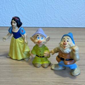 ディズニー 白雪姫 7人の小人 フィギュア トイ 昭和 レトロ アンティーク 雑貨 アメトイ ドール 人形 玩具 おもちゃ の画像3