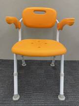 【M】パナソニック pansonic PN-L41821 シャワーチェアー 介護椅子 高さ調整 折りたたみ オレンジ いす 椅子_画像1