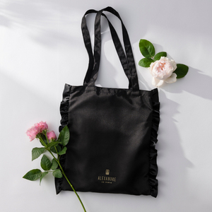  beautiful person 100 flower .......2023 year 8 month number [ appendix ] ALEXANDRE DE PARIS folding frill tote bag 