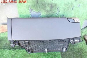 5UPJ-95157516]レクサス・LS500h(GVF55)グローブボックス1 中古