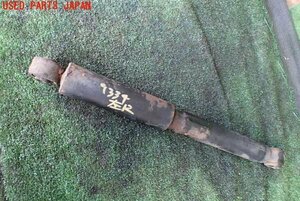 5UPJ-93345075] Bighorn (UBS73GW) left rear shock absorber used 