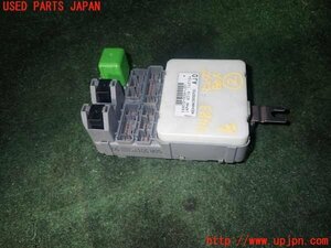 5UPJ-94836742]アコード ユーロR(CL1)ヒューズボックス2 (室内 助手席側) 中古