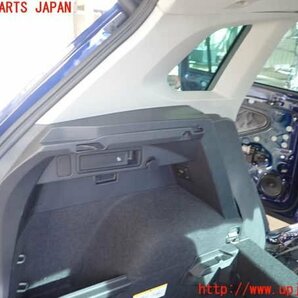 5UPJ-95607680]VW ティグアン(5NDFGF)左リアピラートリム 中古の画像1