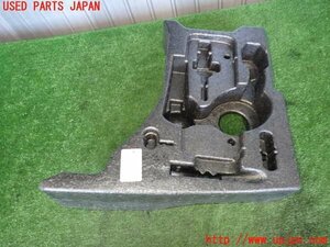 5UPJ-93357773]VW ゴルフ R32(1KBUBF)ラゲッジトレイ3 中古