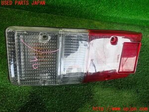 5UPJ-95301536]ランクル60系(HJ61V)左テールランプ 【ジャンク品】 中古