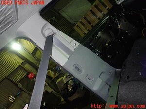 5UPJ-95987670]ハイエースバン200系(KDH206V)左センターピラートリム 中古