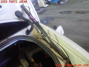 5UPJ-95131506]BMW M3 クーペ(BL32　E46)トランクダンパー 中古