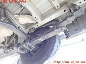 5UPJ-96185100]ハイエースバン200系(KDH206V)右リアスプリング 中古