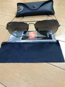  RayBan Ray-Ban Teardrop солнцезащитные очки. оттенок голубого 10 раз примерно надеты для прекрасный товар с футляром с коробкой 