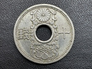 240528●○当時物　古銭　昭和11年　十銭　10銭　十銭ニッケル貨　有孔　コイン　現状品○●