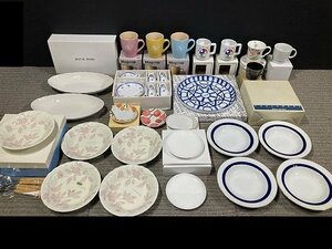 Y1676M 洋食器 紙箱 カップ&ソーサー マグカップ プレート 大皿 ボウル お皿 陶磁器 他 まとめ 大量