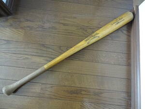  used Showa era. wooden bat ... model GENERAL SAKURAI made in Japan 85cm