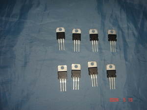 三端子　電圧レギュレータ　７８０８ ７９１２　各4個セット 新品