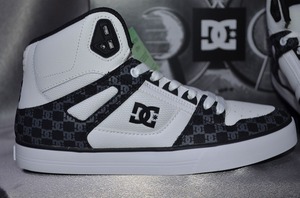 DC SHOES