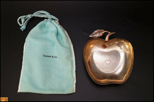 1501-ティファニー◆シルバートレー りんご MAKERS STERLING 162g 保存袋 TIFFANY&Co