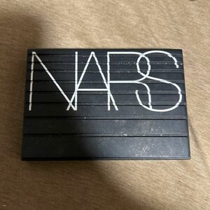 NARS エクストリーム　アイシャドウパレット